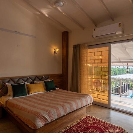 Stayvista'S Harvest Haven - Pool-View Villa With Deck & Machan Near Sula 纳西克 外观 照片